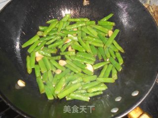 家常四季豆的做法步骤：3