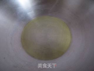 “横行霸道我最帅”---- 炒虾皮小蟹的做法步骤：3