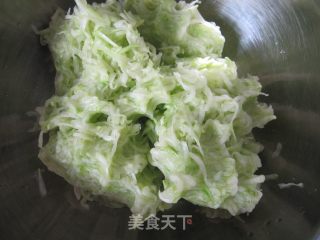 西葫芦蛋饺的做法步骤：3