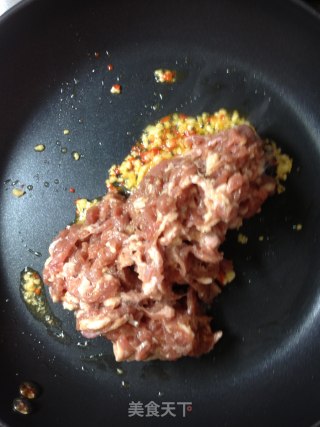 沙茶羊肉空心菜【 傳統的羊肉食譜 】新鮮嚐的做法步骤：7