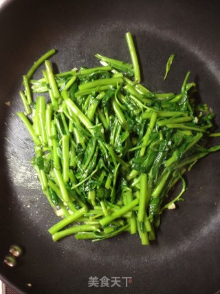 沙茶羊肉空心菜【 傳統的羊肉食譜 】新鮮嚐的做法步骤：13