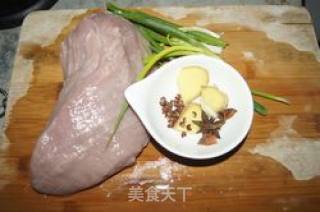 自制营养猪肉松的做法步骤：1