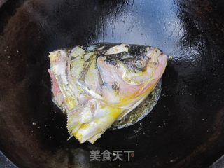 胖头鱼豆腐汤的做法步骤：4