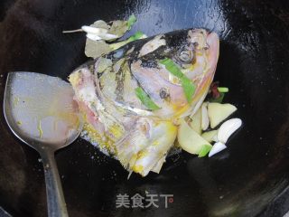 胖头鱼豆腐汤的做法步骤：5