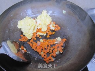 扬州炒饭的做法步骤：5