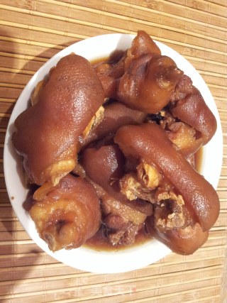 黄酒煮猪蹄的做法步骤：9