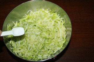 【西葫芦卷】---从小吃到大的菜卷的做法步骤：6