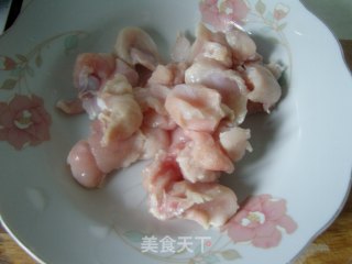 鱼香兔丁的做法步骤：1