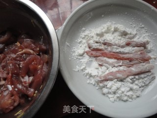 从此爱上糖醋味-----------糖醋里脊肉的做法步骤：3