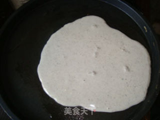 黑芝麻豆浆薄饼--剩豆浆做的饼的做法步骤：5