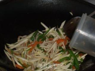 茭白青椒炒肉丝的做法步骤：7
