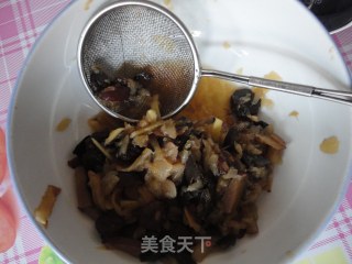 养颜润肺-------秋梨膏的做法步骤：4