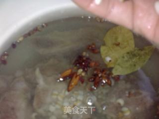 排骨薏米冬瓜的做法步骤：3