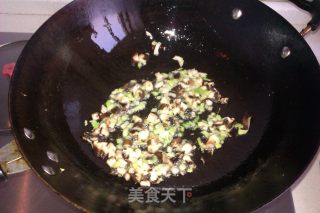 炸酱面的做法步骤：3