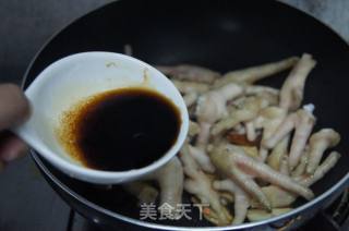 红烧鸡爪的做法步骤：5