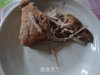 轻松自制小零食--------猪肉松的做法步骤：4