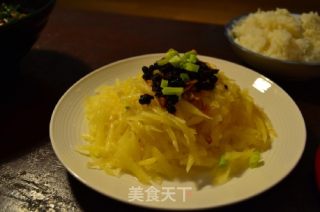 红顶土豆丝儿（凉拌土豆丝）的做法步骤：3
