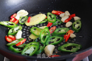 酸辣肥牛金针菇的做法步骤：2