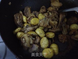 板栗烧鸡的做法步骤：7