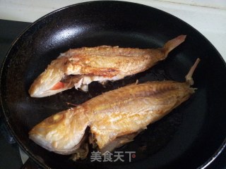 香煎红衫鱼的做法步骤：5