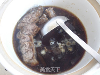 营养全面口味独到的——【牛肉炖杂蔬】的做法步骤：7