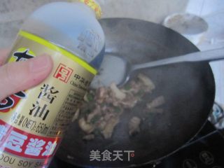 红椒炒干豆腐的做法步骤：6