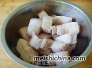 【怡汝私房宴客菜】南北都爱的一道菜---秘制红烧肉的做法步骤：5
