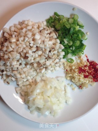 鱸魚炸醬【傳統的炸醬 】新鮮嚐的做法步骤：3