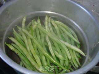 芸豆水饺的做法步骤：1