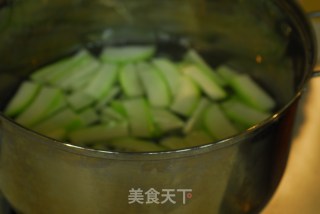 胡椒炒蒲瓜的做法步骤：3
