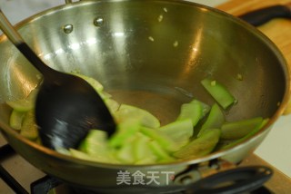 胡椒炒蒲瓜的做法步骤：5