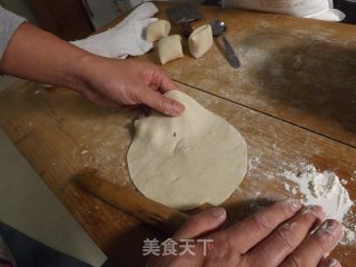 韭菜盒子的做法步骤：4