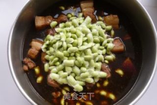 毛豆烧五花肉的做法步骤：7