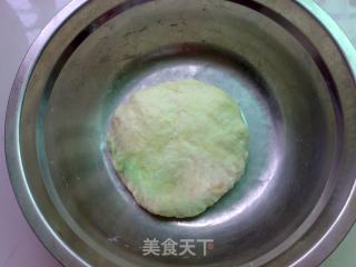 蛋黄酥的做法步骤：3