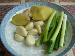 麻辣香锅的做法步骤：1