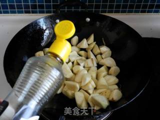 油焖茭白的做法步骤：6