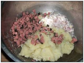黑椒牛肉土豆饼的做法步骤：6