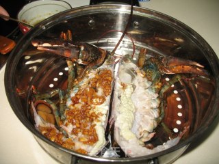 蒜蓉蒸龙虾的做法步骤：16