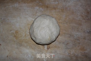 海陆双拼披萨的做法步骤：1