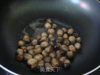 蚝油草菇的做法步骤：3