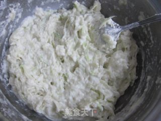 萝卜丝饼的做法步骤：2