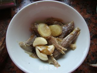 巧蒸小鱼干的做法步骤：5
