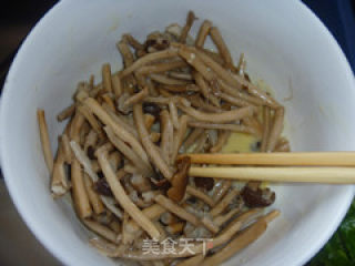 咸蛋黄茶树菇的做法步骤：6