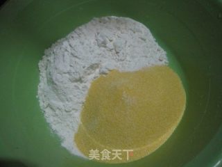 黄面馒头的做法步骤：1