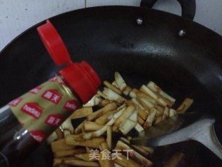 油焖茭白的做法步骤：4