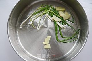 清炒大头虾的做法步骤：3