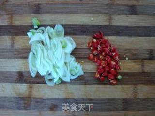 一款好吃的下饭菜——肉末辣味豇豆的做法步骤：3