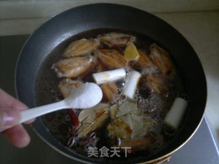 餐桌上的美味。。。啤酒酱香鸡翅的做法步骤：12