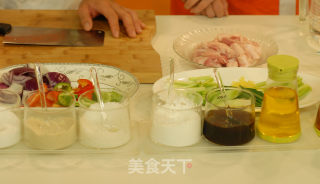 大肠炒五花肉的做法步骤：3