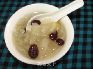 秋季滋补---简单的红枣银耳汤的做法步骤：5